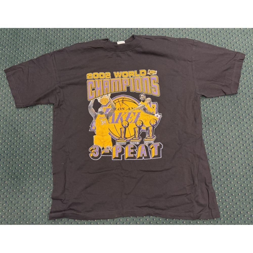 Los Angeles Lakers 2002 NBA Champions Kobe Bryant Shaq O'Neal 3 Peat Tshirt 2XL